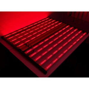 Lámpara de Cultivo LED UV IR de Espectro Completo de 1400W, 4FT, 6 Barras, Cuerpo de Aluminio IP65, para el Crecimiento y Floración de Plantas - Product Image 4
