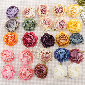 Têtes de fleurs artificielles en soie et plastique, petites roses pour la décoration de la maison, accessoires de mariage et de bricolage, style Monet Garden. - Product Image 3