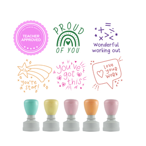 Timbri Automatici Approvati dagli Insegnanti con Impugnatura Colorata e Motivo Personalizzato per Ufficio e Aula - Product Image 1