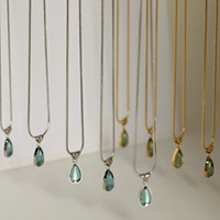 Gota de agua Birthstone Pvd 18K chapado en oro de acero inoxidable para colgante joyería de moda collares para mujeres