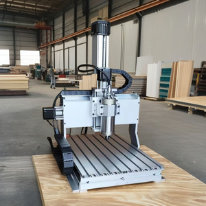 Mini Router CNC de 3 Ejes y un Solo Husillo 3040 con Enfriamiento por Agua, Bomba y Engranajes para Grabado y Corte de Aluminio y Madera - Product Image 4