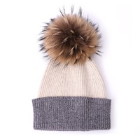 Mode d'hiver pour femmes bonnet tricoté en fourrure chaude pompon en Mohair doux Logo personnalisé tissé gratuit pour les deux hommes accessoires d'automne pour femmes