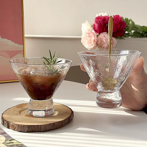 Tazza di gelato in vetro alto goffrato creativo tazza di Yogurt da Dessert in frappè di vetro freddo - Product Image 3
