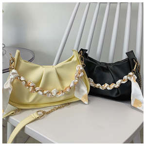 Bolso bandolera popular, último diseño, bolso de mano con decoración de bufanda para mujer, bolso de hombro de moda para invierno - Product Image 2