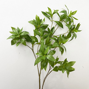 CM-TH1312 de haute qualité nouvelles feuilles de <span class=keywords><strong>plantes</strong></span> <span class=keywords><strong>Pieris</strong></span> vertes en Latex Real Touch pour la décoration intérieure - Product Image 3