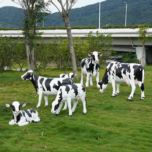 รูปปั้นวัวเรซินประดับตกแต่งกลางแจ้งเป็นมิตรต่อสิ่งแวดล้อมสำหรับสวนลานบ้านวิลล่าสัตว์ขนาดใหญ่ - Product Image 3