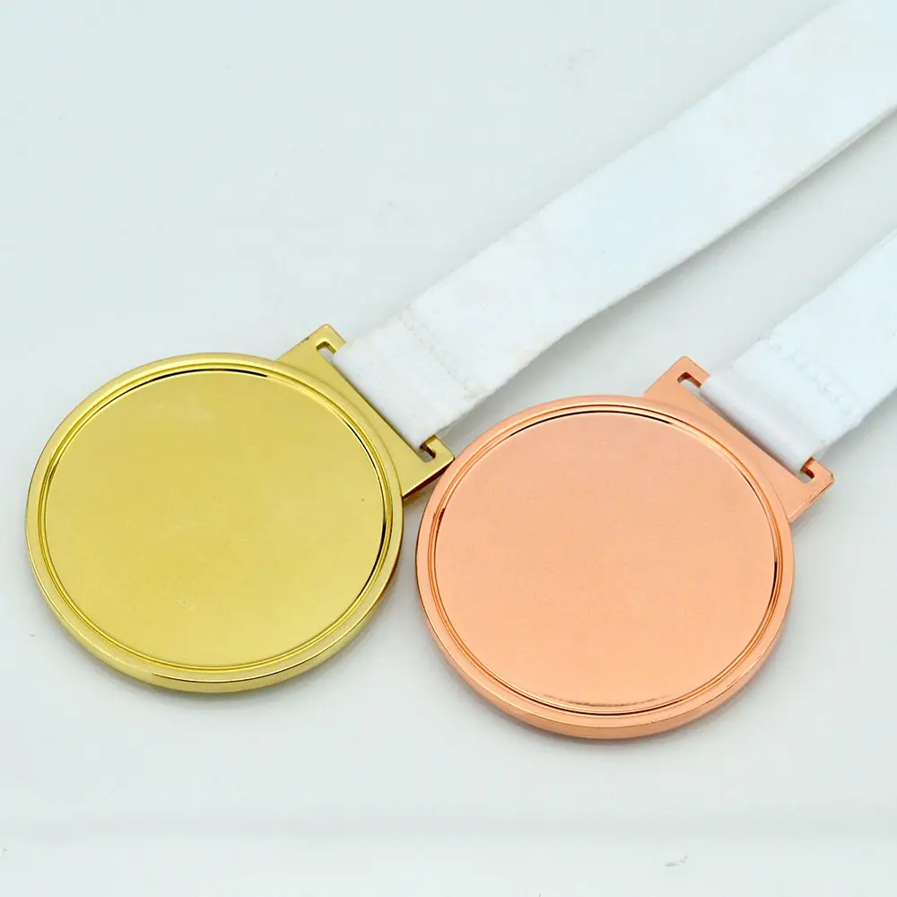 Médaille de médaillon en métal à insertion vierge et trophées Plain Award Médailles de sublimation bon marché Rubans vierges à enregistrer