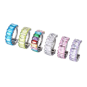 <span class=keywords><strong>Piercing</strong></span> <span class=keywords><strong>de</strong></span> Titanio y Zirconio <span class=keywords><strong>de</strong></span> Grado Médico ASTM F136, Clásico con Bisagra para Hélice, Nariz y Oreja, Hipoalergénico para Lóbulo Superior - Product Image 2