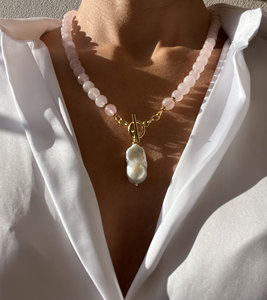 Kalung manik-manik Quartz mawar perhiasan batu permata pernyataan buatan tangan dengan liontin mutiara barok asli - Product Image 4