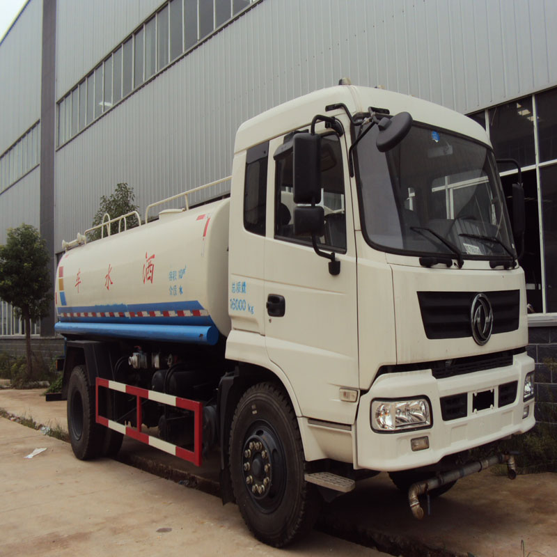 SINOTRUK HOWO 4x2 RHD машина для распыления воды от производителя Автоцистерна и тележка для полива