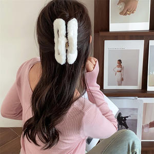 冬季保暖头饰皮草大尺寸14厘米发爪夹优雅蓬松下巴抓绒球发夹厚发女性 - Product Image 6