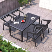 Ensemble de table et de chaises de jardin, design moderne simple, imperméable, résistant au soleil, mobile, pour 4 personnes, pour cour, parc