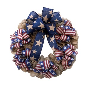 Couronne <span class=keywords><strong>de</strong></span> fleurs décorative pour <span class=keywords><strong>porte</strong></span> d'entrée, détails raffinés, couronne artificielle <span class=keywords><strong>de</strong></span> luxe pour la Fête <span class=keywords><strong>de</strong></span> l'Indépendance, fournie par l'usine - Product Image 1