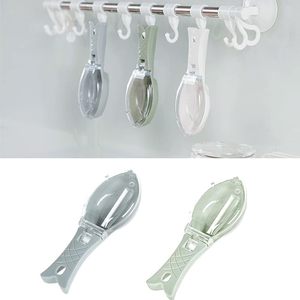 ที่ขูดเกล็ดปลาแบบใช้มือ ทำจากพลาสติก PP สำหรับครัวเรือน เป็นมิตรต่อสิ่งแวดล้อม ใช้กับอาหารทะเลได้ ล้างในเครื่องล้างจานได้ - Product Image 5