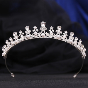 Couronne <span class=keywords><strong>de</strong></span> Mariée Tendance en Alliage, Accessoire Floral pour <span class=keywords><strong>Bouquet</strong></span>, <span class=keywords><strong>Tiare</strong></span> <span class=keywords><strong>de</strong></span> Mariage et Anniversaire Or et Argent, Décoration Couronne <span class=keywords><strong>de</strong></span> Reine - Product Image 1