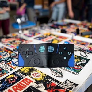 For Retro Game Controller Open Closure Nylon Lining Portable Short Wallet Console Button Bifold Billfold Gift with Zipper - Product Image 3