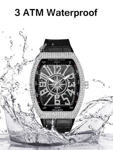 Montre-bracelet pour hommes Montre carrée en cristal de luxe en or au design unique Montre hip-hop en diamant Montre à quartz personnalisée et étanche pour hommes - Product Image 3