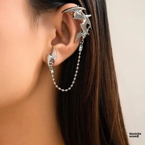 Boucles d'oreilles Cyberpunk de qualité supérieure à clipser et à percer, style LED futuriste, bijoux de mode pour hommes et femmes, en vente - Product Image 4