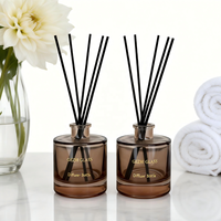 Bouteille en verre ambré moderne de 50 ml, 100 ml, 150 ml, 200 ml, diffuseur de parfum vide, bouteille carrée pour diffuseur à bâtonnets, ambiance avec boîte