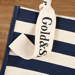 กระเป๋าผ้าใบคอตตอนออร์แกนิกคุณภาพสูงสำหรับเด็กผู้หญิงเข็มขัดโลโก้ตามสั่งอุปกรณ์เสริมสำหรับใส่ผมกระเป๋าของขวัญโปรโมชั่นทรงเรขาคณิต - Product Image 4