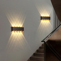 Applique Murale LED Courbe Noire et Or Étanche, Minimaliste, Haute Réalité des Couleurs (CRI 90), en Aluminium Moulé Sous Pression, pour Ambiance Chambre et Salon