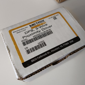 METRIX MX2033-01-08-09-00 ไดรเวอร์พรอกซิมิตี้พร้อมแรงดันไฟฟ้าในการทำงานและหมายเลข I/O ของแท้และใหม่เอี่ยม - Product Image 2