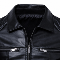 Blouson en cuir PU pour motard avec col pointu, épaulettes côtelées, design hydrofuge, personnalisable en gros