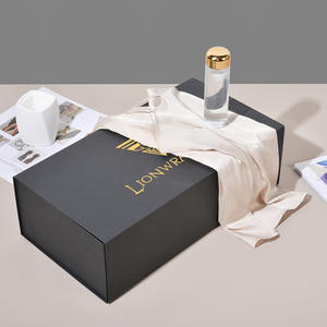 Ingrosso scatola regalo di cartone portatile con ventosa magnetica Non In magazzino pieghevole per commercio <span class=keywords><strong>estero</strong></span> imballaggio di carta per candele - Product Image 1