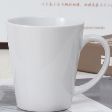 Pure white funnel cup