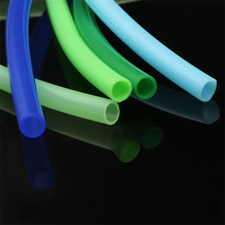 Tubo in gomma siliconica colorata