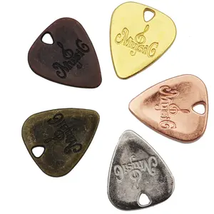 Groothandel Metalen Gegraveerde Muziek Ketting Plectrums Gitaar Plectrums Groothandel Metalen Gitaar Plectrum Voor Gitaar Onderdelen