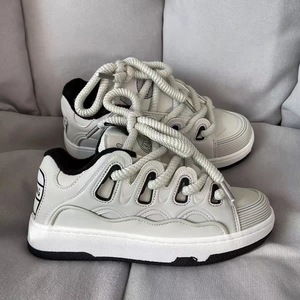 Chaussures décontractées unisexes tendance, chaussures de sport à cheville haute, chaussures de marche en plein air respirantes et antidérapantes, avec amorti - Product Image 1