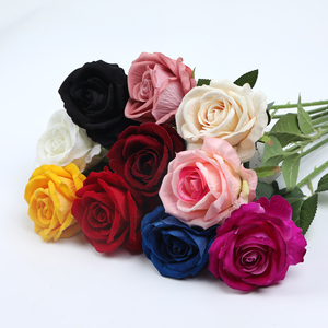 Fleur artificielle décorative, rose rouge <span class=keywords><strong>en</strong></span> velours, rose romantique pour mariage, <span class=keywords><strong>centre</strong></span> <span class=keywords><strong>de</strong></span> <span class=keywords><strong>table</strong></span> décoratif - Product Image 2