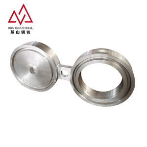 Bride aveugle en forme de 8 en acier allié duplex ASME B16.48 avec <span class=keywords><strong>disque</strong></span> aveugle plein et un <span class=keywords><strong>disque</strong></span> intercalaire perforé - Product Image 1