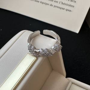 Anillo de Alambre Trenzado Retro Italiano Francés, Plata de Ley S925 con Microincrustaciones, Diseño de Boca Abierta, Anillo de Nicho Simple y Moderno - Product Image 4