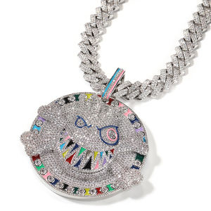 2023 nouveauté mignon forme ronde <span class=keywords><strong>CZ</strong></span> pendentif couleur disque dessin animé mode <span class=keywords><strong>plaque</strong></span> collier grande taille rappeur bijoux - Product Image 3