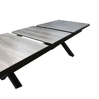 Meubles de restaurant, table extensible de jardin avec chaises, ensemble de salle à manger d'extérieur, chaise de patio empilable et table en céramique