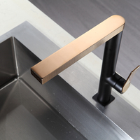 Keran Dapur Momali Rose Gold Matte Black Deck Mounted Classic dengan Spout yang Dapat Diputar 360 Derajat Keran Wastafel Dapur Keran Dapur