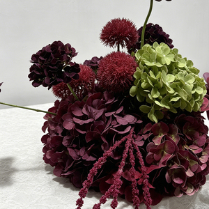 Centro de Mesa Floral Colgante Único y Realista de Amaranto de Seda, Orquídea de Anturio Verde Borgoña, Flor Artificial para Ceremonia de Boda - Product Image 3