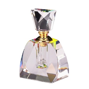 Venta al por mayor decoración <span class=keywords><strong>de</strong></span> botellas <span class=keywords><strong>de</strong></span> aceite <span class=keywords><strong>de</strong></span> 3ml 6ml 12ml <span class=keywords><strong>de</strong></span> cristal <span class=keywords><strong>de</strong></span> regalo botellas <span class=keywords><strong>de</strong></span> <span class=keywords><strong>perfume</strong></span> con color del arco iris - Product Image 1