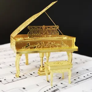 Ornamen dekorasi Desktop 3D, model perakitan logam Piano, dekorasi rumah mewah lainnya