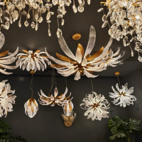 Lustre de luxe design nordique en laiton et verre de Murano, éclairage tricolore, économie d'énergie, faisceau 360°, finition chromée, garantie 2 ans