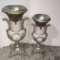 Vase d'art en fibre de verre de couleur cuivre Antique Palace