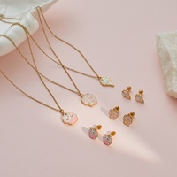 Nouvel ensemble de bijoux pour bébé fille : collier et boucles d'oreilles en acier inoxydable motif crème glacée – Cadeau d'anniversaire pour petites filles