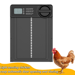 Porte automatique de poulailler à énergie solaire en alliage d'aluminium - Product Image 3