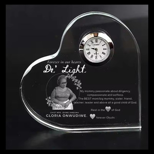 Ultima moda orologio ricordo in cristallo a forma di cuore inciso a Laser 3d miglior regalo <span class=keywords><strong>per</strong></span> <span class=keywords><strong>fidanzata</strong></span> - Product Image 4