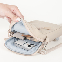 Mignon sac de transport en nylon nuage facile à assortir sac de téléphone portable avec texture moelleuse pour sortir sans fardeau
