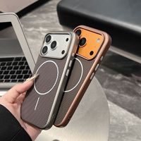 Coque de téléphone portable antichoc magnétique intégrale en TPU+PC givré effet peau avec protection d'objectif pour 16 Pro Max