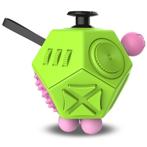 Cubo Mágico, Juguete Antiestrés para Autismo, 12 Caras, Plástico Ecológico, Juego Creativo - Product Image 1