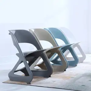 Offre Spéciale meubles de maison modernes chaise de salle à manger en plastique coloré chaise de repos arrière